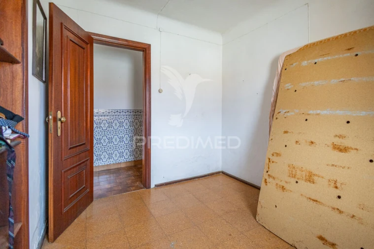 Moradia T3 para Venda em Mora Foto 9