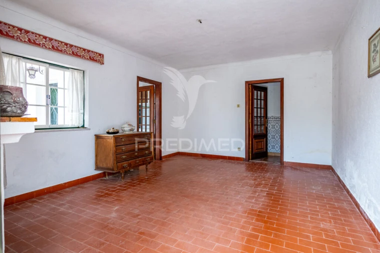 Moradia T3 para Venda em Mora Foto 16