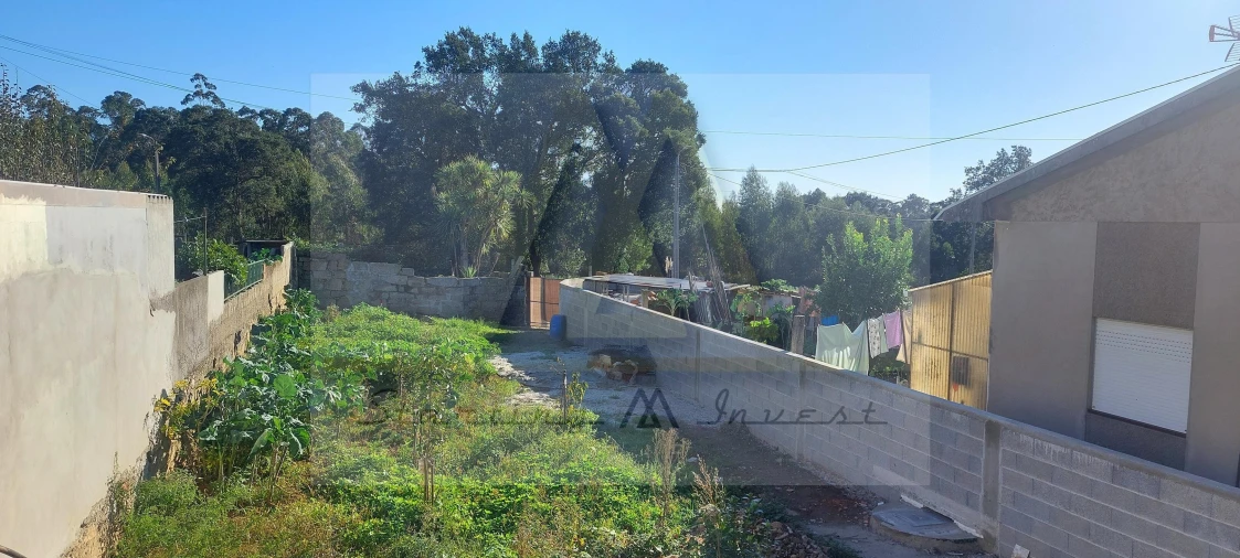 Moradia T3 para Venda em Retorta e Tougues Foto 4