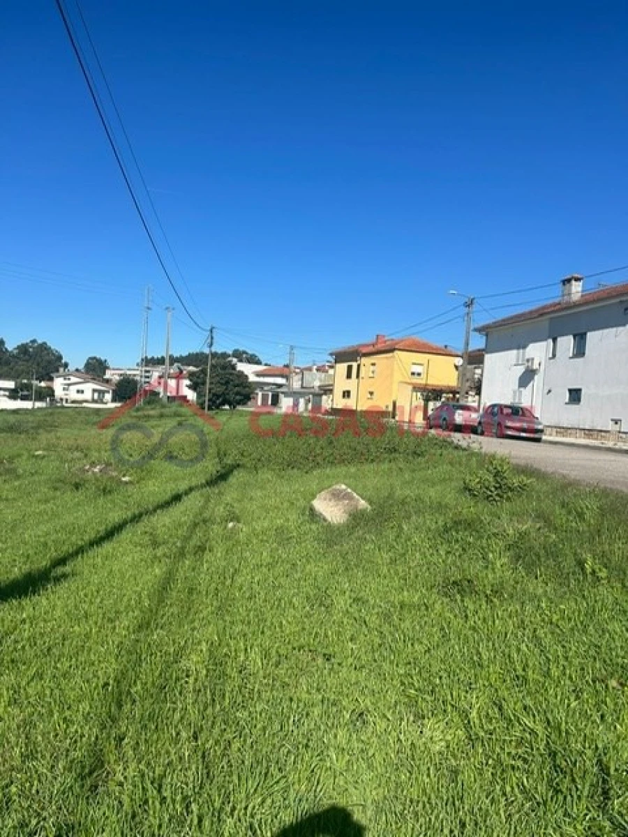 Terreno para Venda em O. Azeméis, Riba-Ul, Ul, Macinhata Seixa, Madail Foto 6