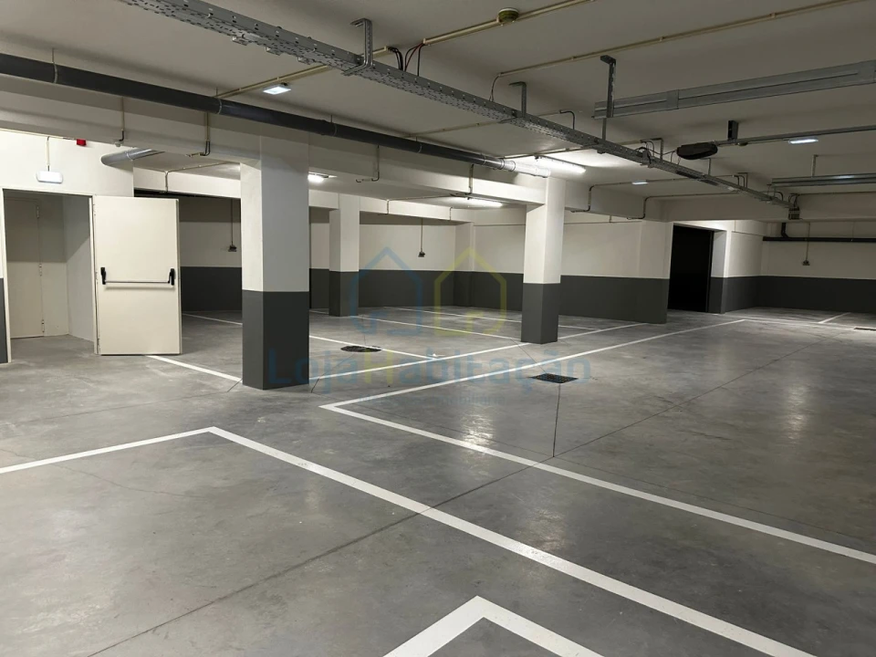 Apartamento T3 para Venda em Vila Nova de Famalicão e Calendário Foto 27