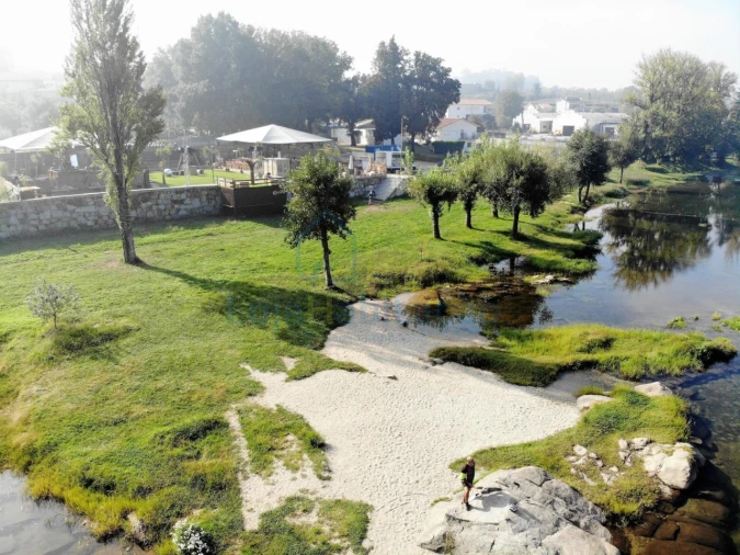 Moradia T12 para Venda em Palmeira Foto 13