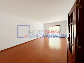 Apartamento T3 para Venda em Barreiro e Lavradio