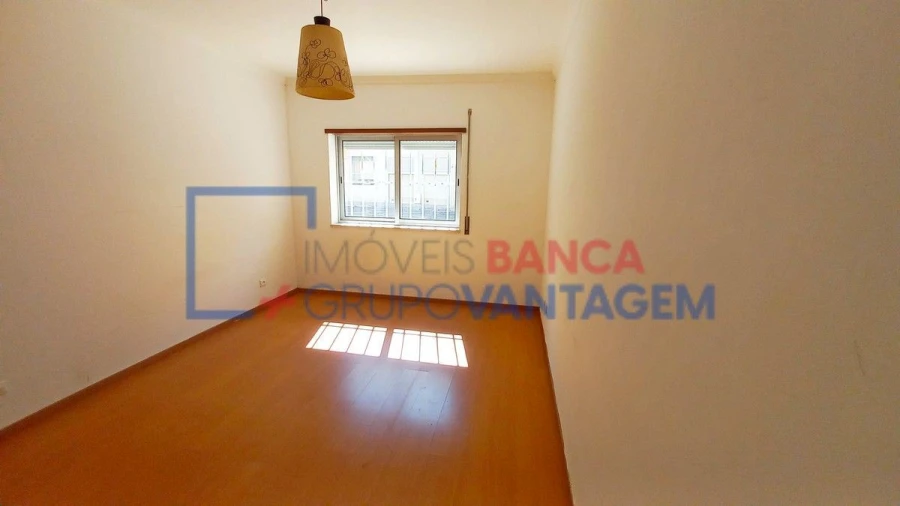 Apartamento T3 para Venda em Barreiro e Lavradio Foto 12