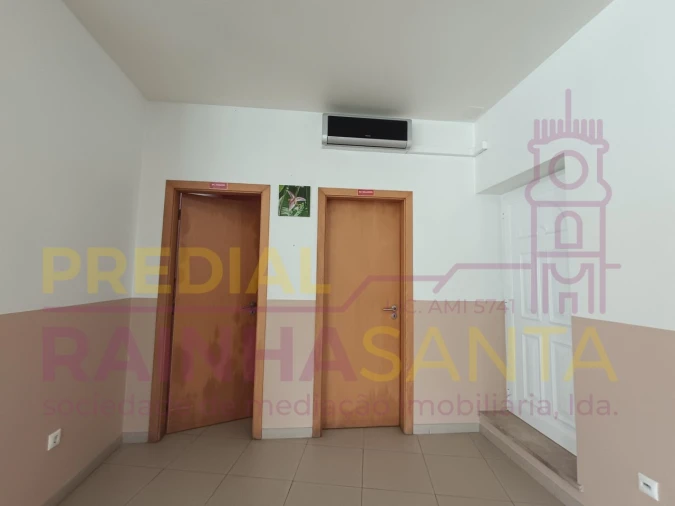 Negócio para Arrendamento em São Pedro Foto 7