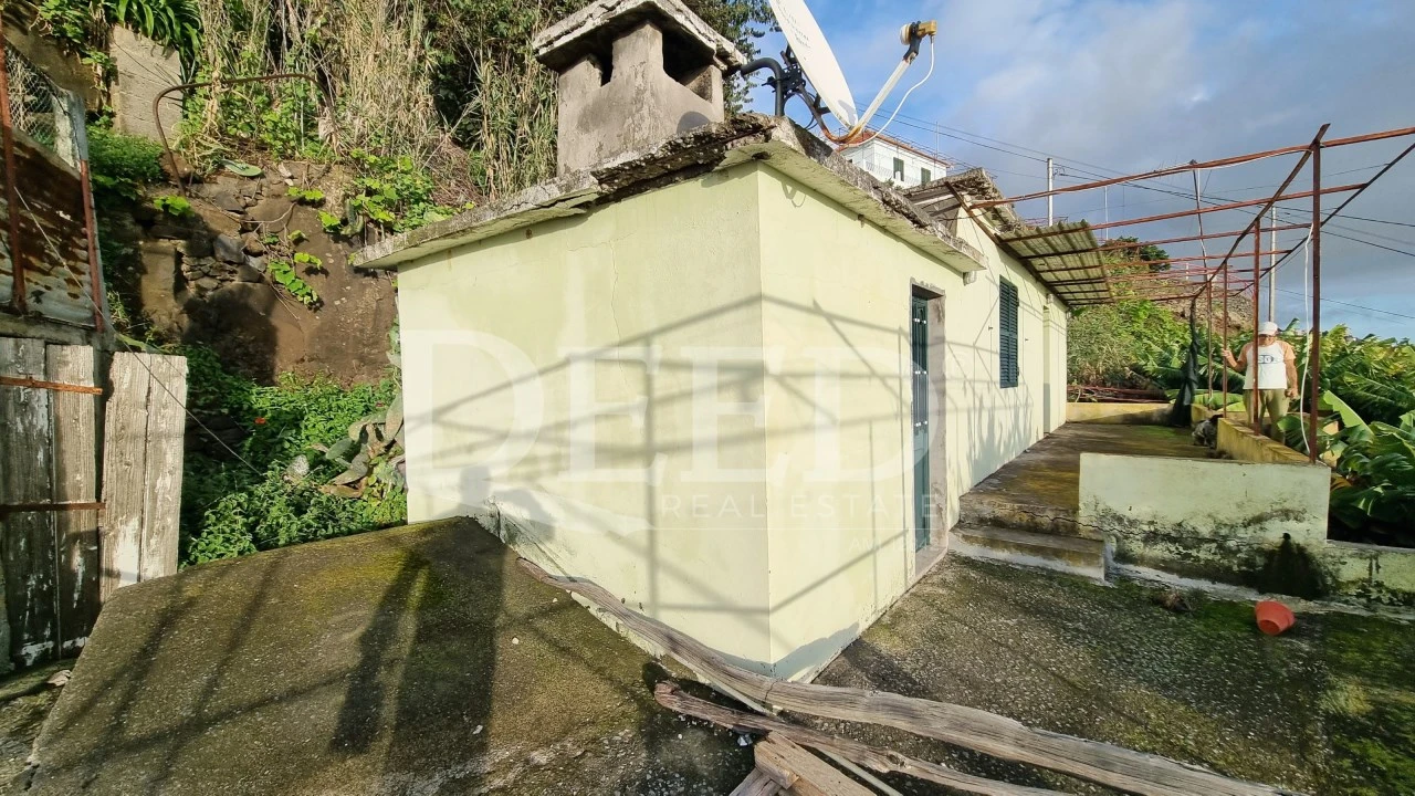 Moradia T2 para Venda em Ribeira Brava Foto 12