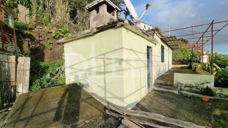 Moradia T2 para Venda em Ribeira Brava Foto 12