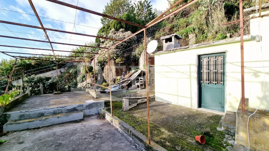 Moradia T2 para Venda em Ribeira Brava Foto 13