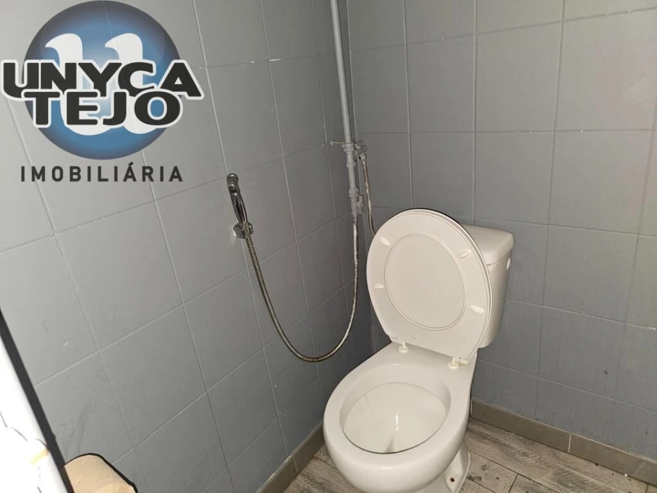 Negócio para Arrendamento em Almada, Cova da Piedade, Pragal e Cacilhas Foto 19