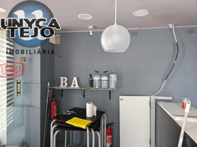 Negócio para Arrendamento em Almada, Cova da Piedade, Pragal e Cacilhas Foto 18