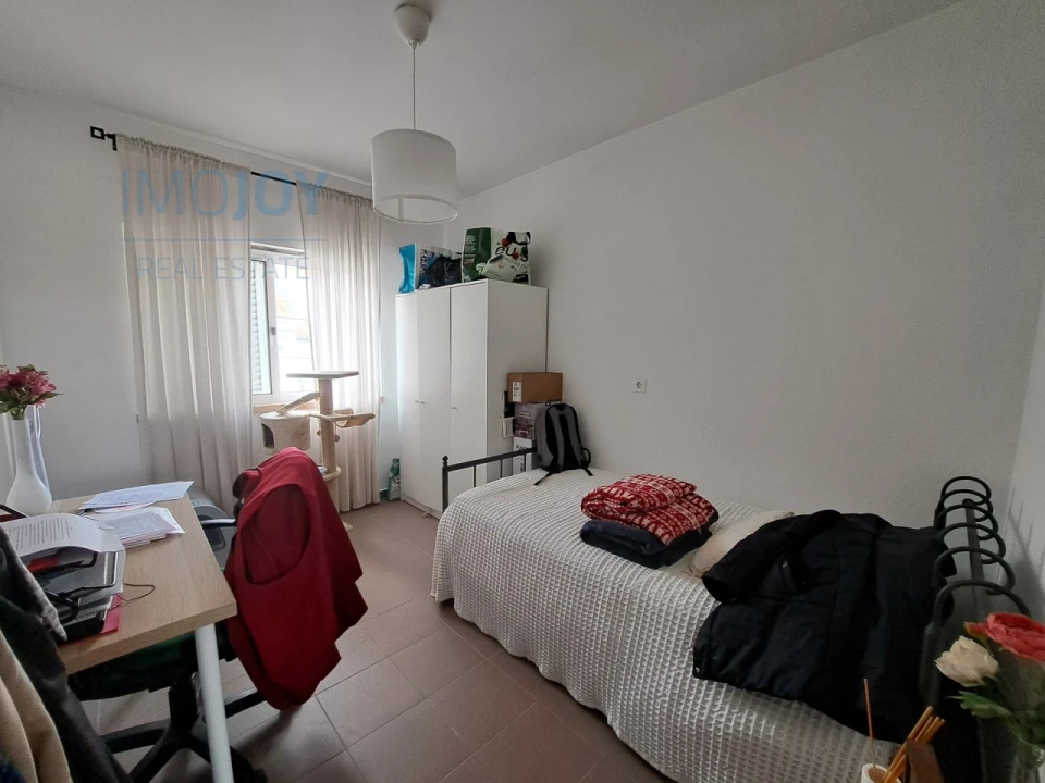 Prédio para Venda em Casal de Cambra Foto 10