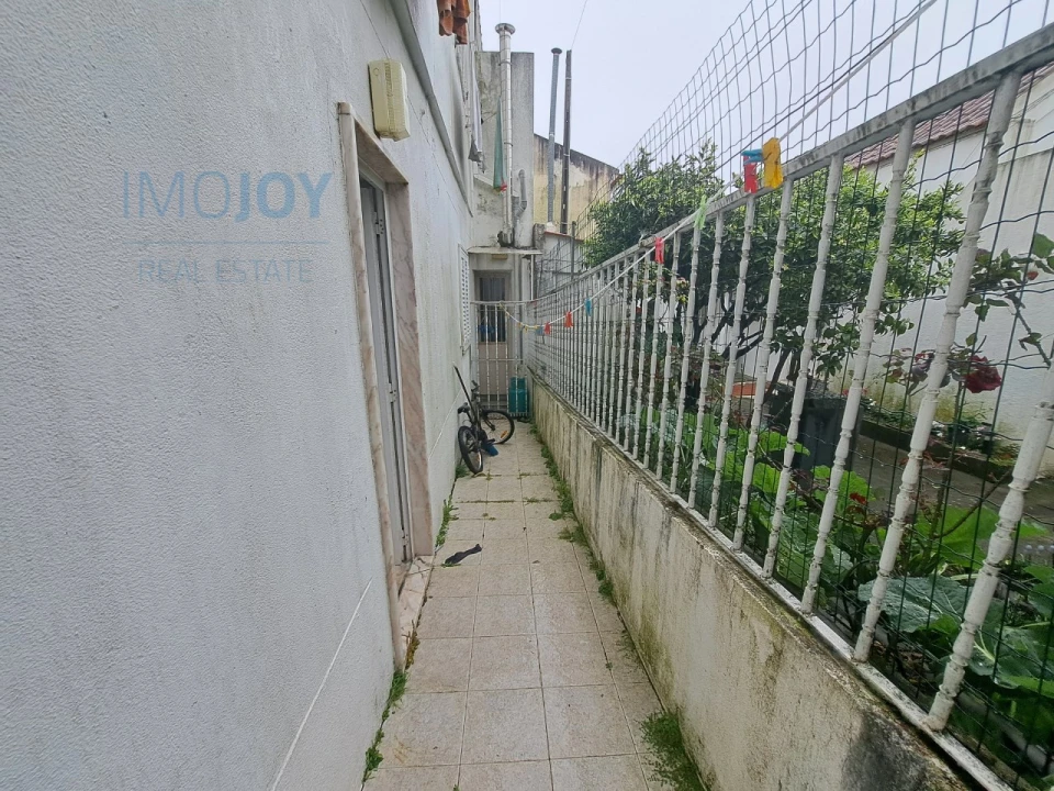 Prédio para Venda em Casal de Cambra Foto 21