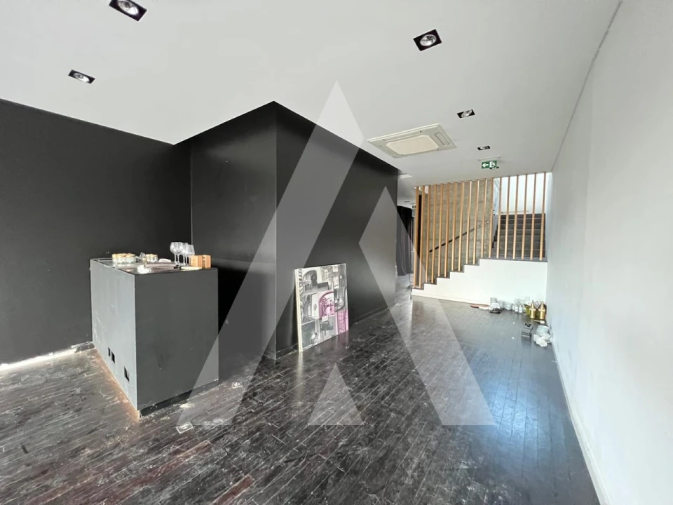 Prédio para Venda em Leiria, Pousos, Barreira e Cortes Foto 15