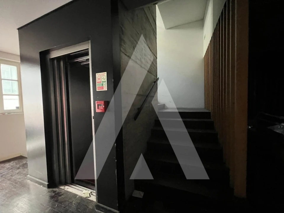 Prédio para Venda em Leiria, Pousos, Barreira e Cortes Foto 21