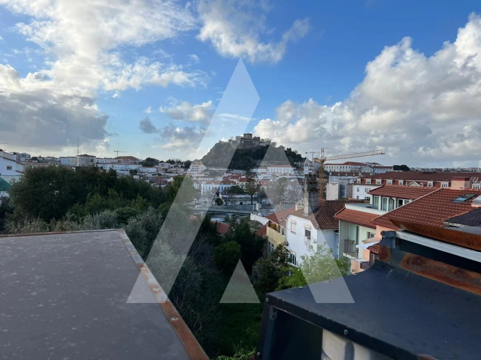 Prédio para Venda em Leiria, Pousos, Barreira e Cortes Foto 36