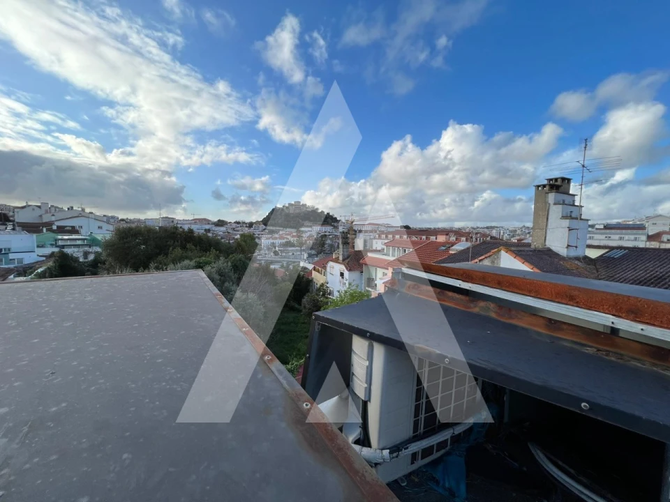 Prédio para Venda em Leiria, Pousos, Barreira e Cortes Foto 38