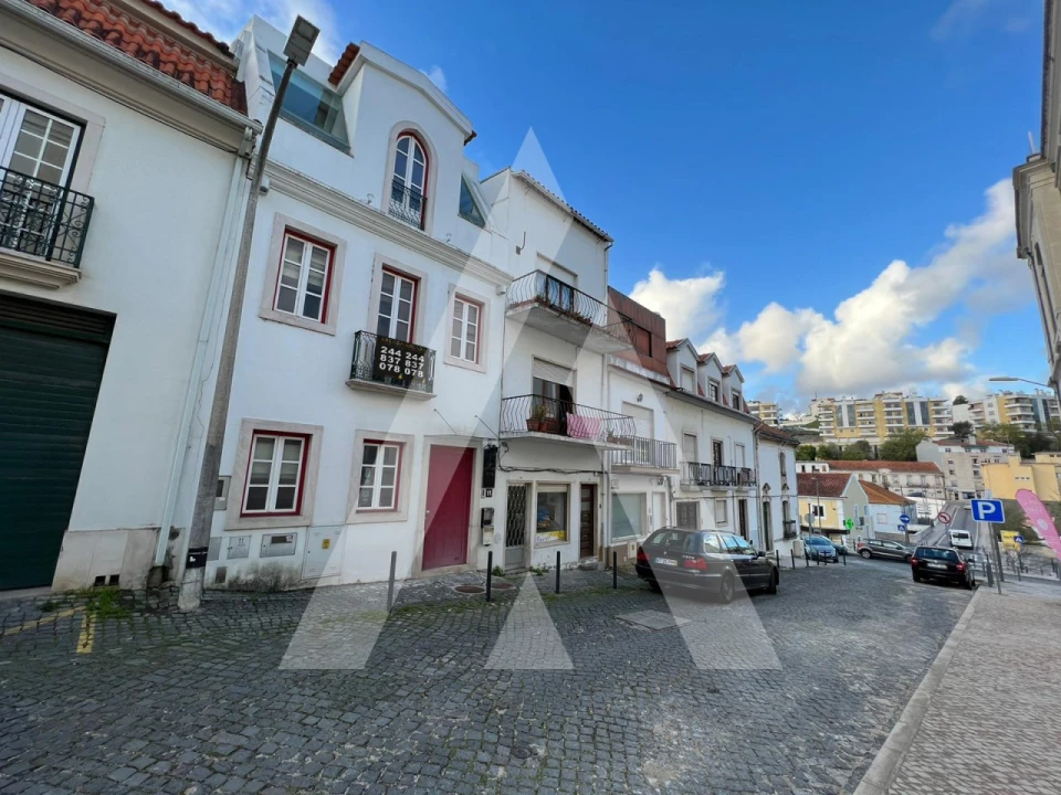 Prédio para Venda em Leiria, Pousos, Barreira e Cortes Foto 1