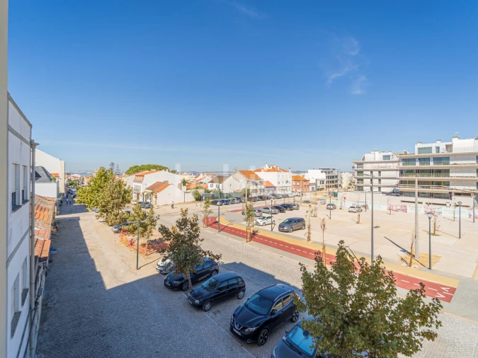 Apartamento T2 para Venda em Alcochete Foto 5