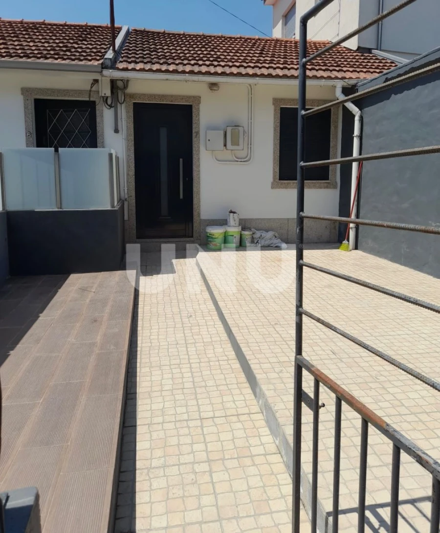 Moradia T3 para Venda em Rio Tinto Foto 3