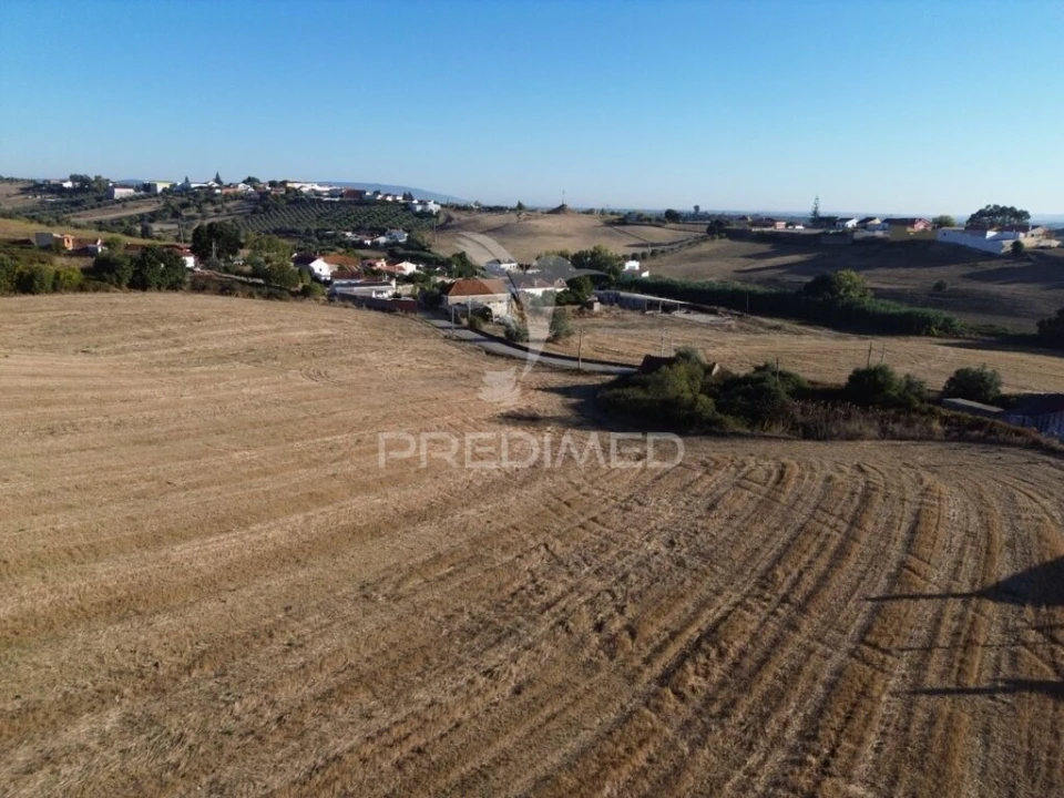 Moradia T3 para Venda em Achete, Azoia de Baixo e Póvoa de Santarém Foto 11