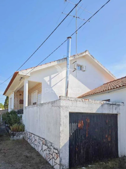 Moradia T5 para Venda em Proença-A-Nova e Peral