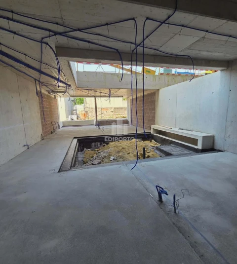 Apartamento T2 para Venda em Lordelo do Ouro e Massarelos