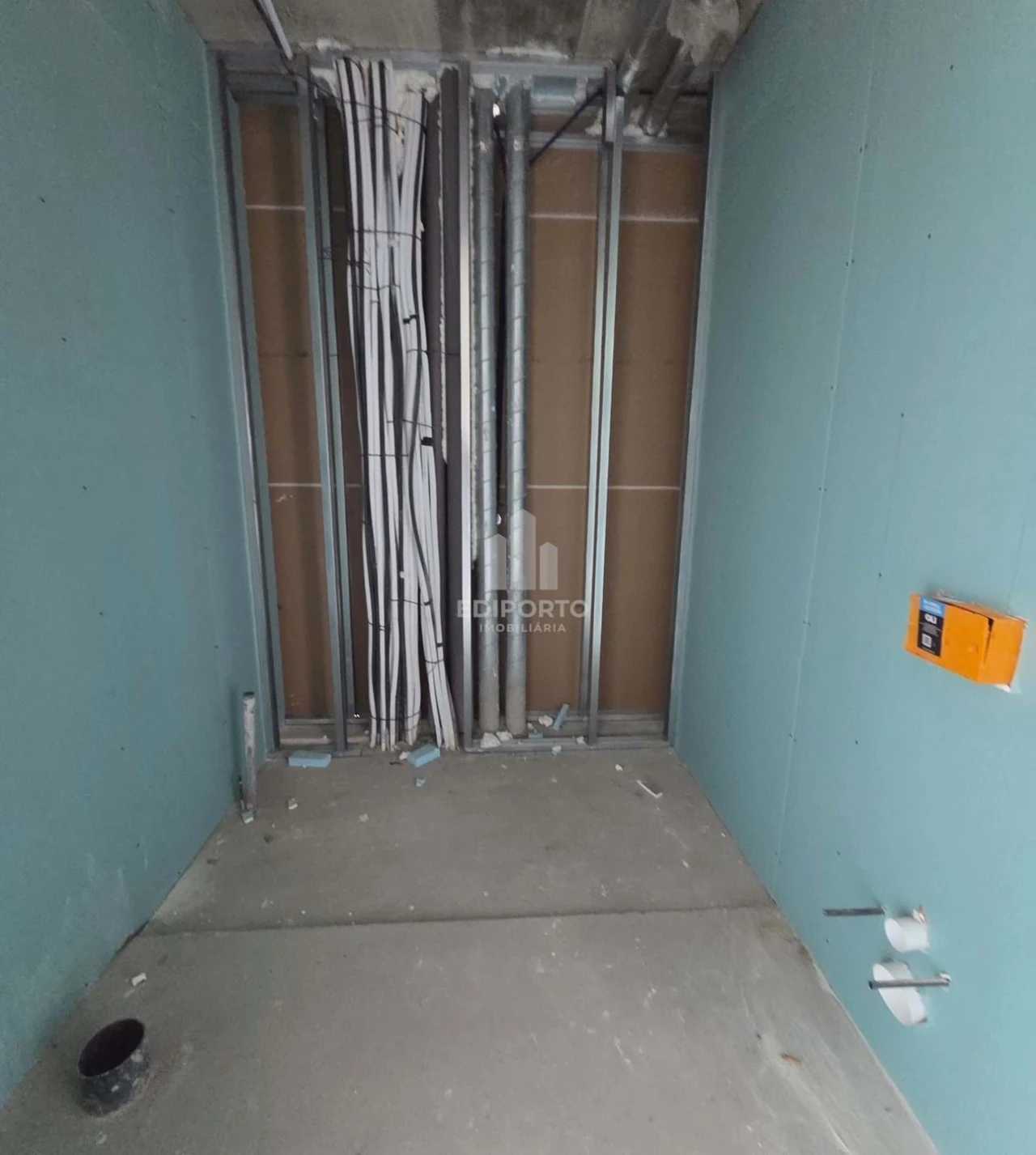 Apartamento T2 para Venda em Lordelo do Ouro e Massarelos Foto 28