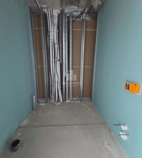 Apartamento T2 para Venda em Lordelo do Ouro e Massarelos