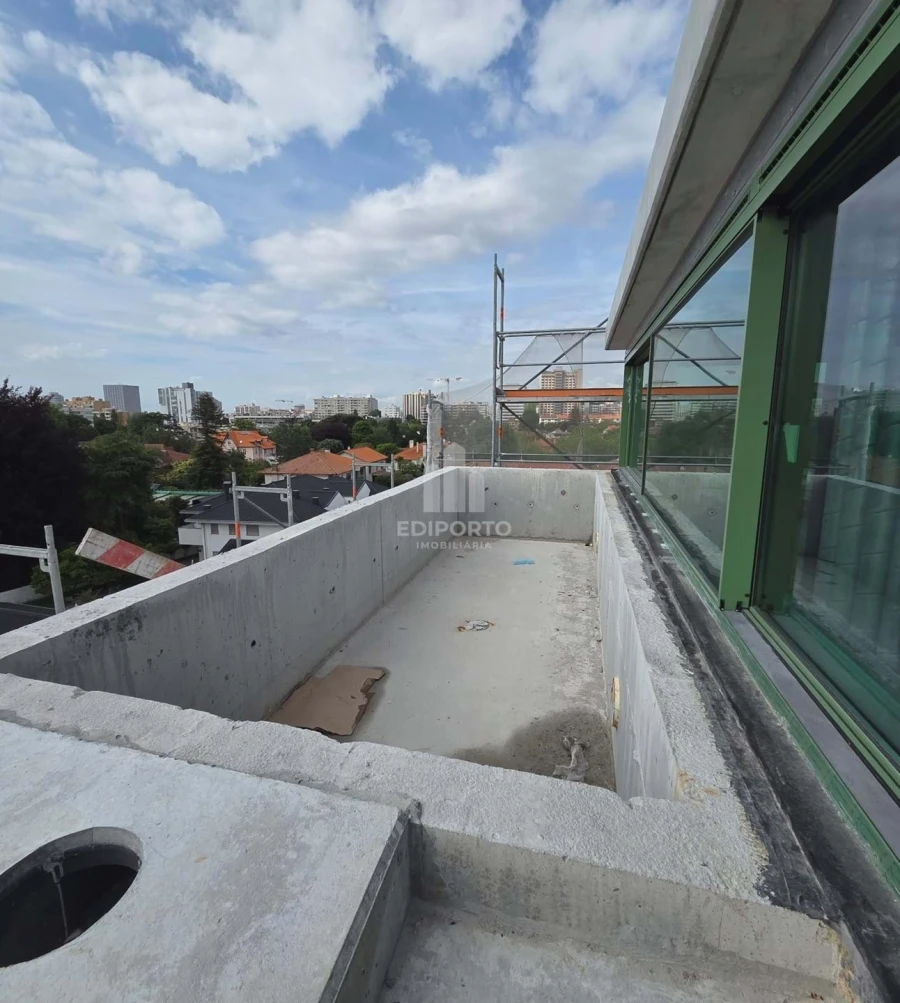 Apartamento T2 para Venda em Lordelo do Ouro e Massarelos Foto 47