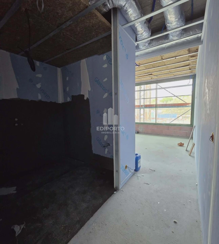 Apartamento T2 para Venda em Lordelo do Ouro e Massarelos Foto 52