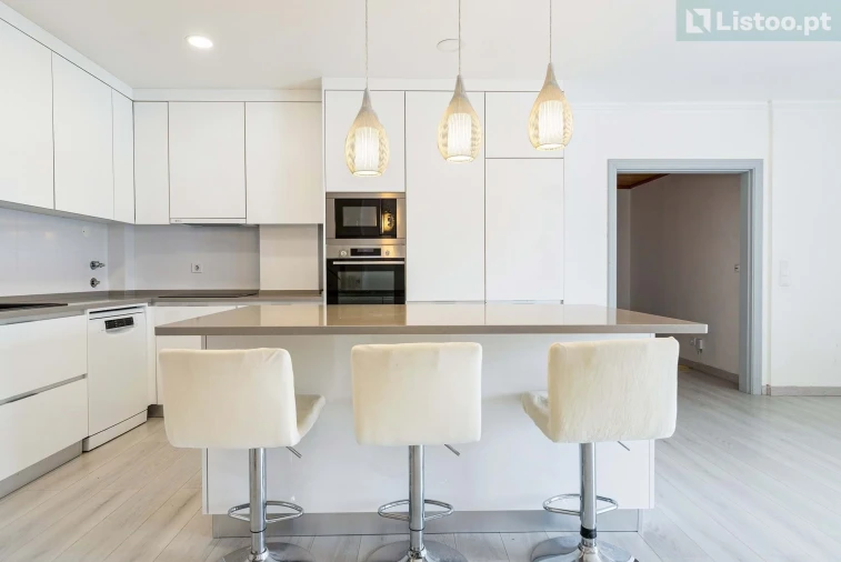 Apartamento T3 para Venda em Venda do Pinheiro e Santo Estêvão das Galés Foto 7