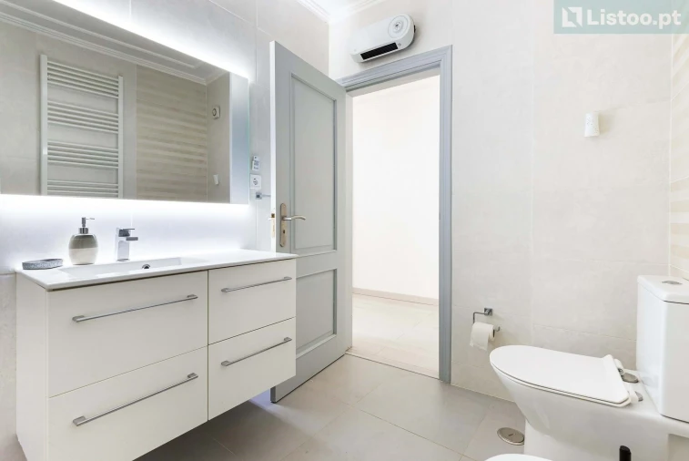 Apartamento T3 para Venda em Venda do Pinheiro e Santo Estêvão das Galés Foto 23