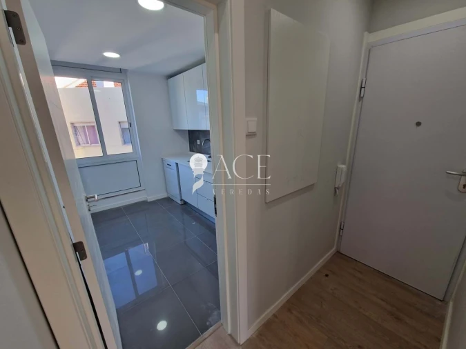 Apartamento T3 para Venda em Castanheira do Ribatejo e Cachoeiras Foto 15