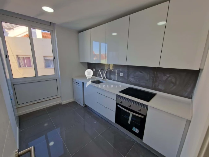 Apartamento T3 para Venda em Castanheira do Ribatejo e Cachoeiras Foto 16