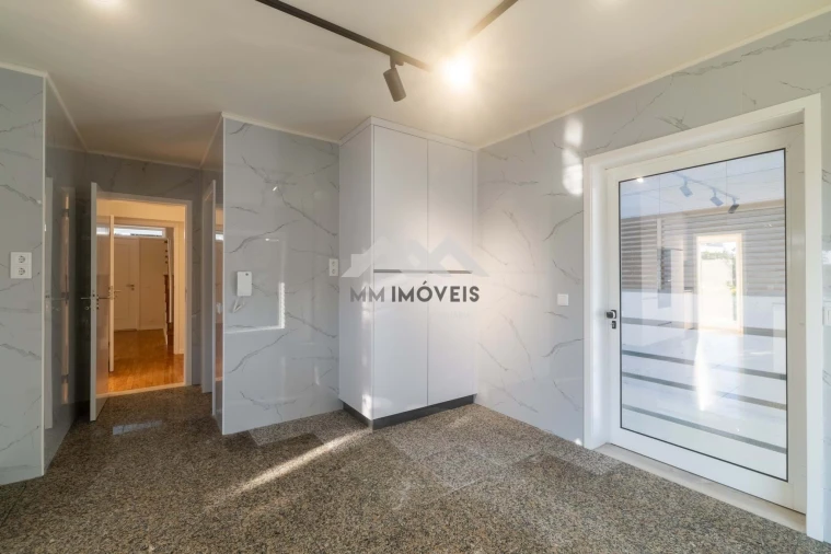 Moradia T4 para Venda em Matosinhos e Leça da Palmeira Foto 90