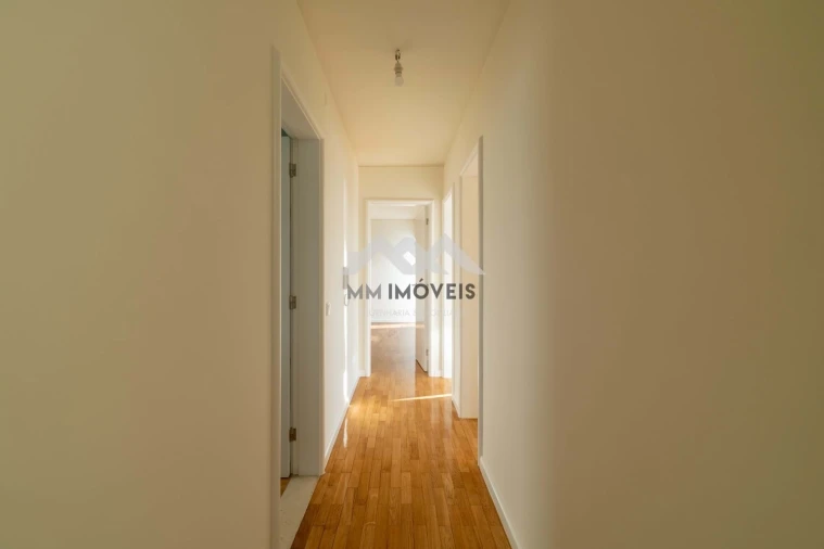 Moradia T4 para Venda em Matosinhos e Leça da Palmeira Foto 48