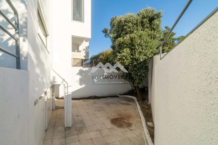 Moradia T4 para Venda em Matosinhos e Leça da Palmeira Foto 97