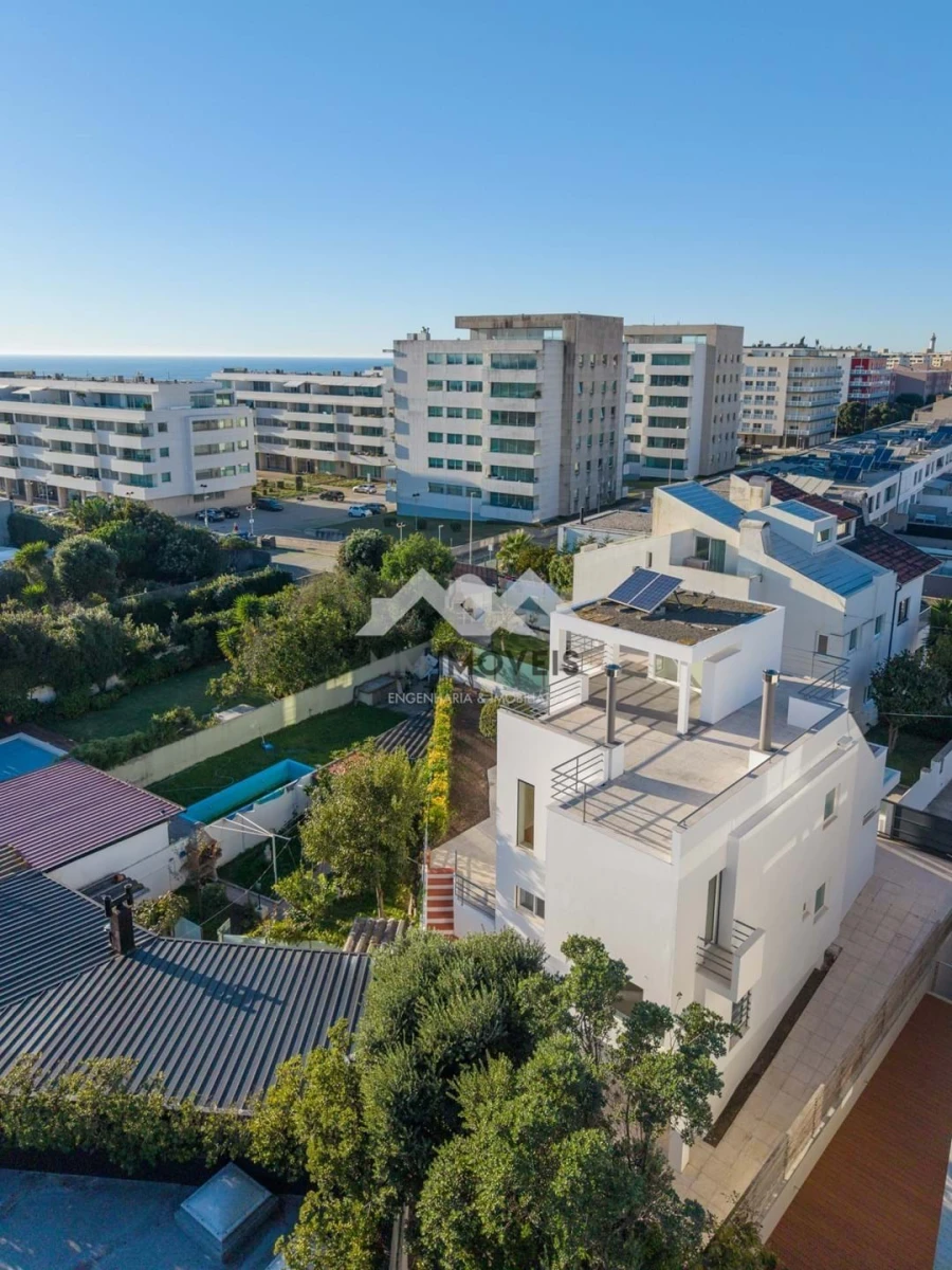 Moradia T4 para Venda em Matosinhos e Leça da Palmeira Foto 24