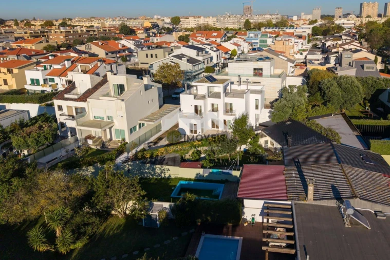 Moradia T4 para Venda em Matosinhos e Leça da Palmeira Foto 10