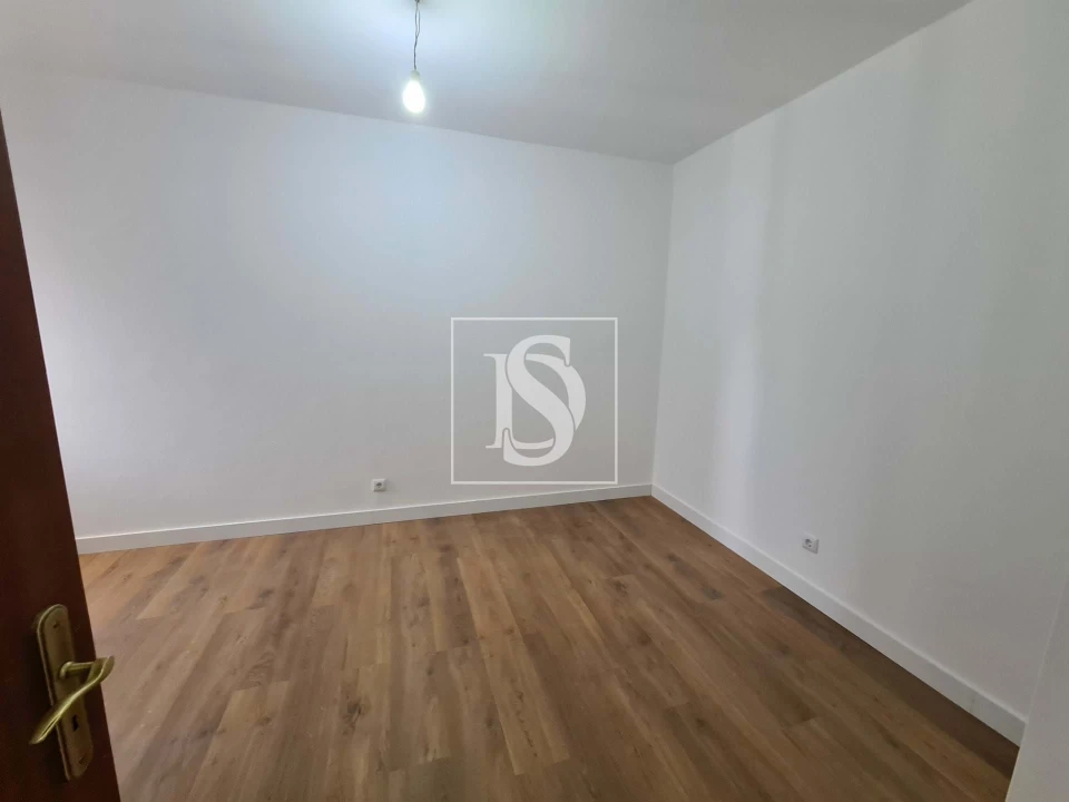 Apartamento T2 para Venda em Macedo de Cavaleiros Foto 4