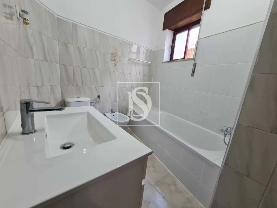 Apartamento T2 para Venda em Macedo de Cavaleiros Foto 10