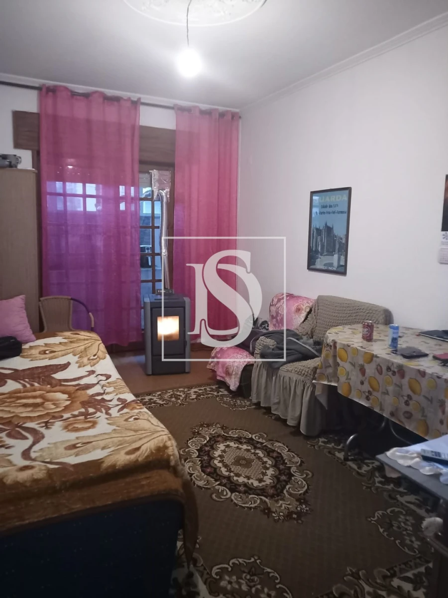 Apartamento T1 para Venda em Macedo de Cavaleiros Foto 1