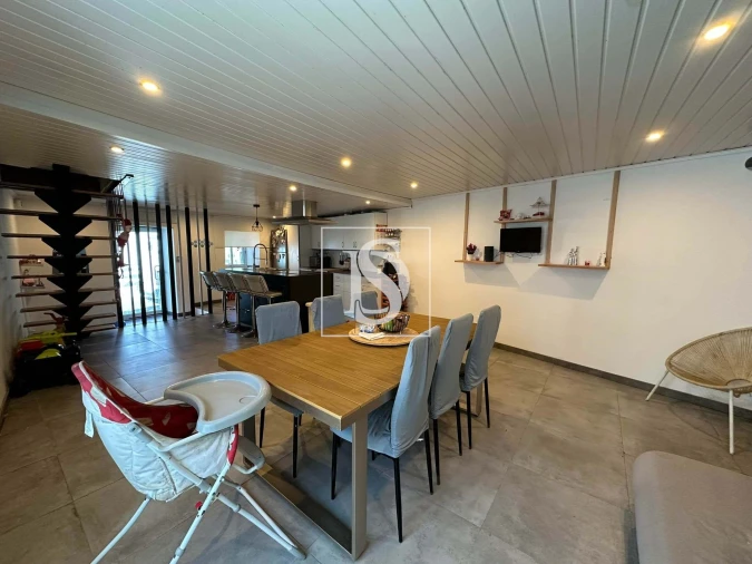 Moradia T2 para Venda em Fenais da Luz Foto 3