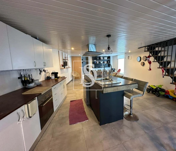 Moradia T2 para Venda em Fenais da Luz Foto 2