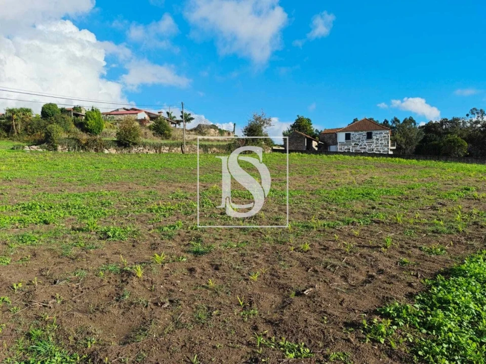 Terreno para Venda em Macieira de Rates Foto 9