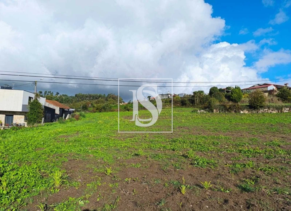 Terreno para Venda em Macieira de Rates Foto 4