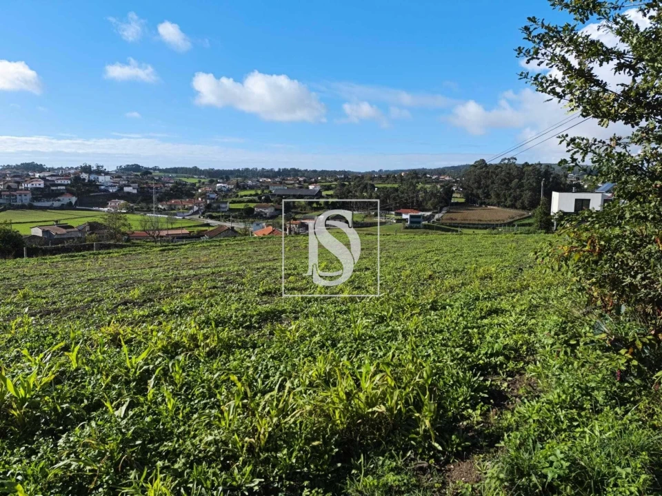 Terreno para Venda em Macieira de Rates Foto 2