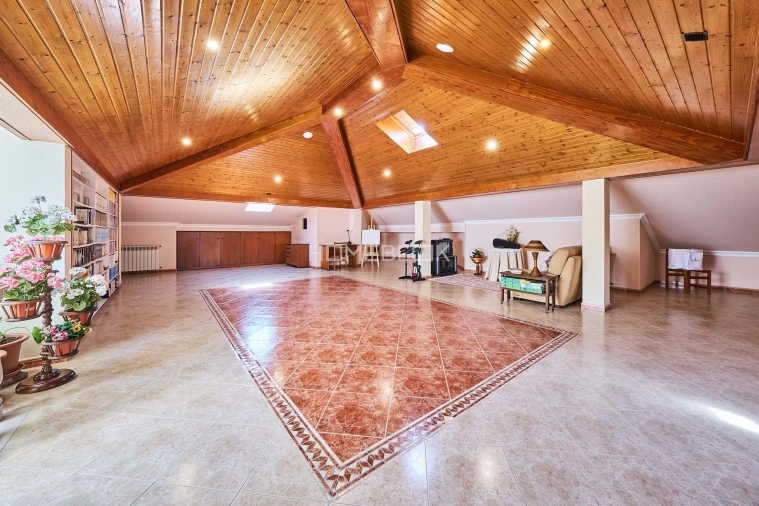 Moradia T5 para Venda em Atalaia e Alto Estanqueiro-Jardia Foto 42