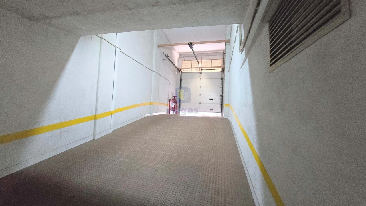 Negócio para Arrendamento em Santo António Foto 9