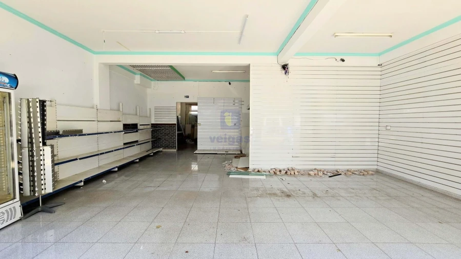 Negócio para Arrendamento em Santo António Foto 4